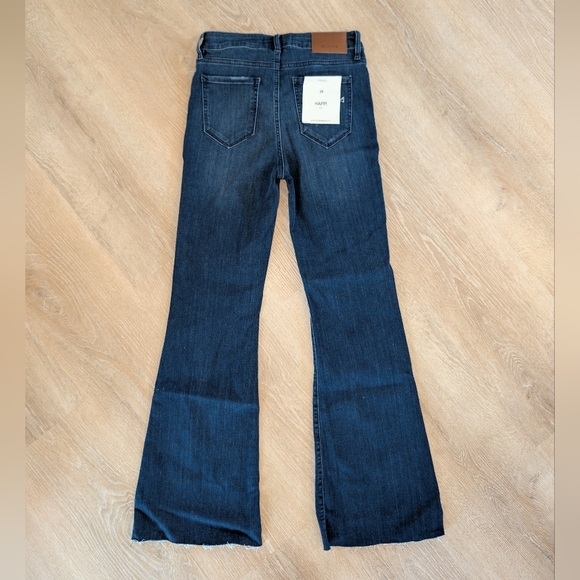 Hidden Jeans - flare, size 28 (fits like 27) - Picture 3 of 4